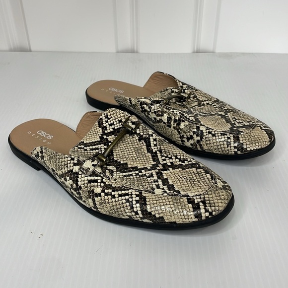 ASOS DESIGN Backless Mules Loafers Size 9 Faux Snake Leather Brown Tan - Picture 1 of 10